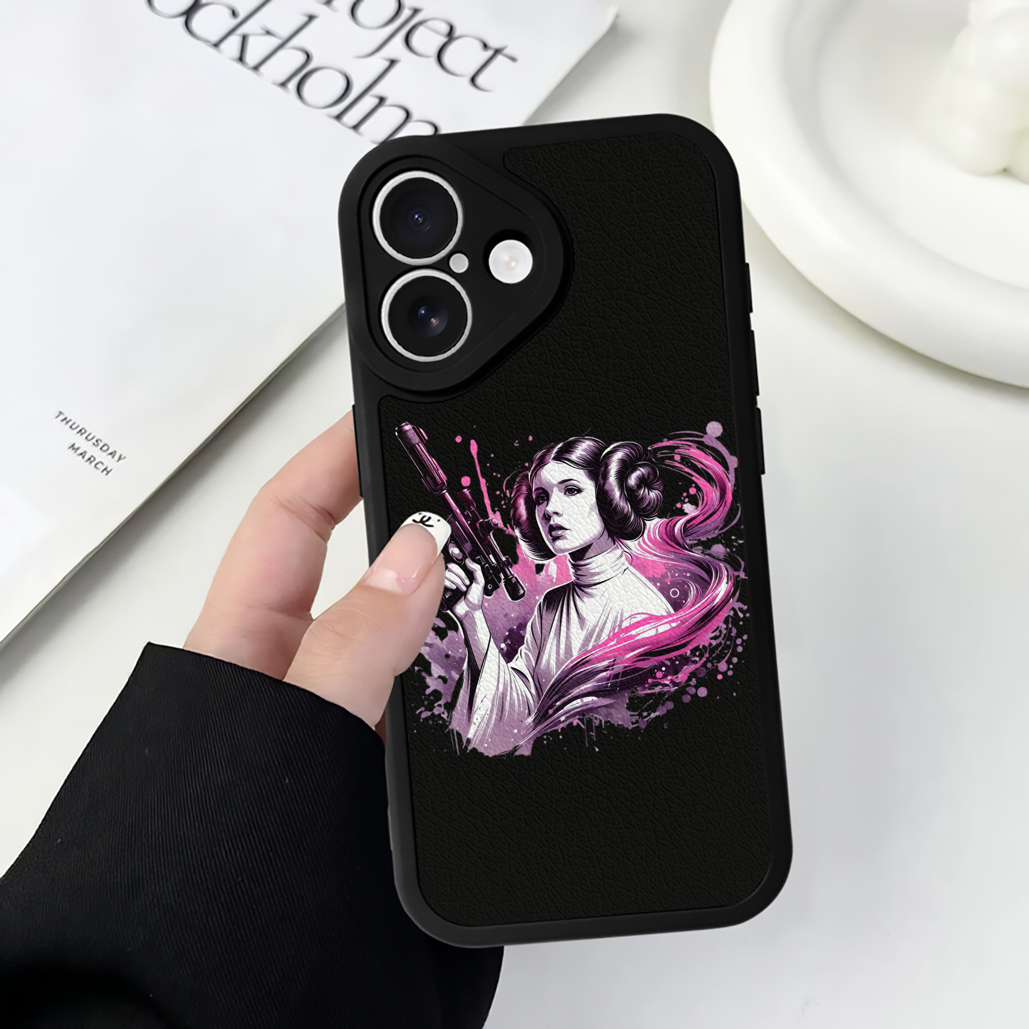 （画像用） スター・ウォーズ Star Wars 【iPhone 16シリーズ対応】シリコンスマホケース（レザー調） 材質：シリコン